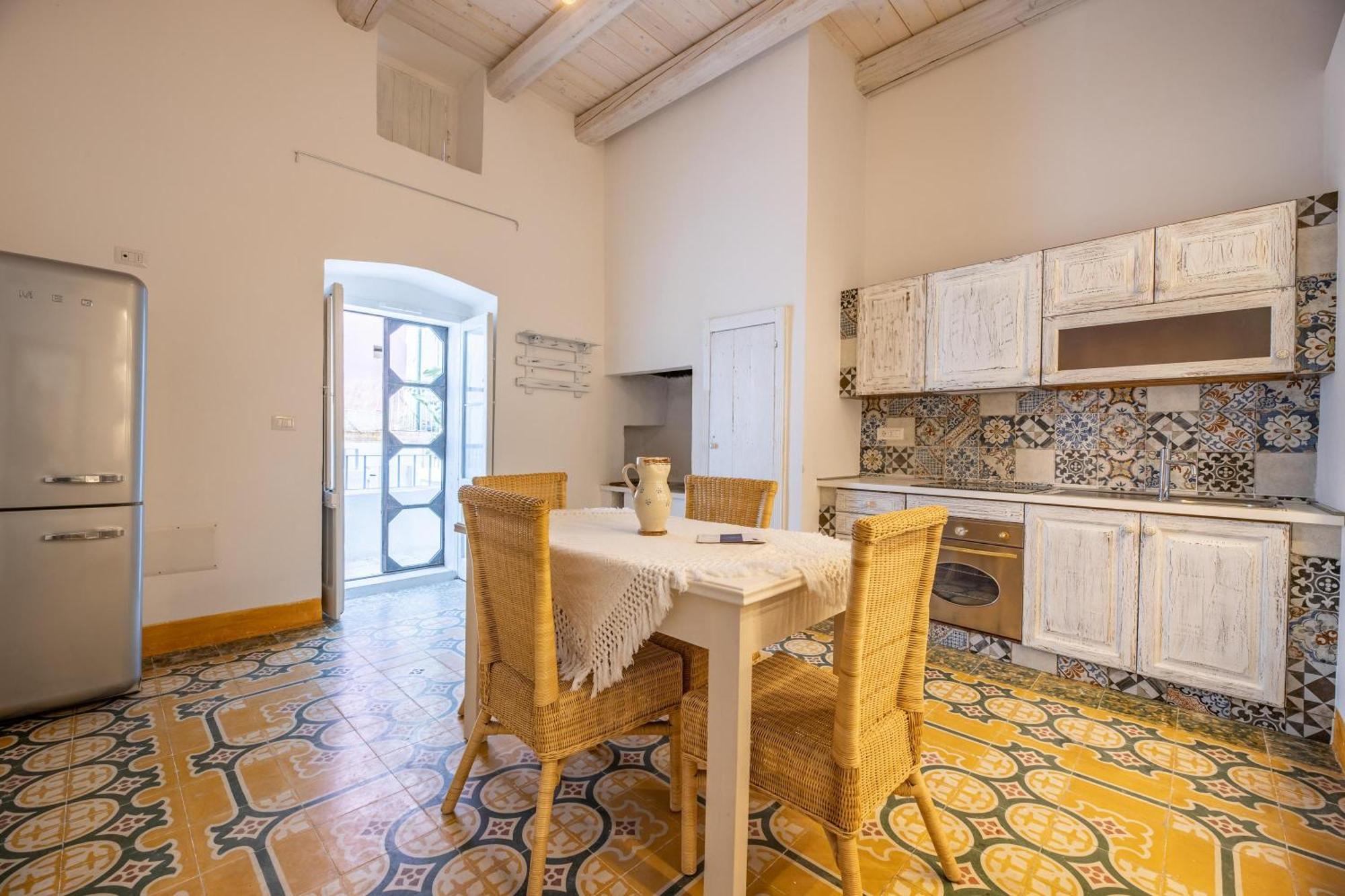 Appartamento Matilde Racale Exterior foto
